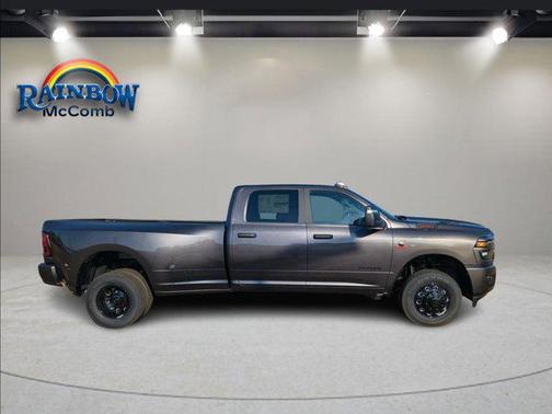 2025 RAM 3500 Big Horn Crew Cab 4x4 8' Box