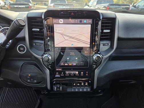 2026 RAM 2500 Tradesman Crew Cab 4x4 6'4' Box