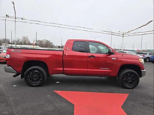 2014 Toyota Tundra SR5