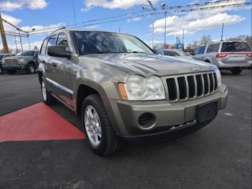2005 Jeep Grand Cherokee Laredo