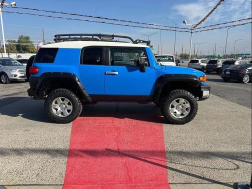 2007 Toyota FJ Cruiser Base
