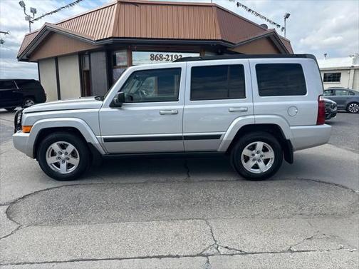 2008 Jeep Commander Sport