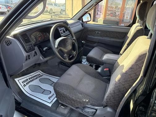 2000 Nissan Xterra XE