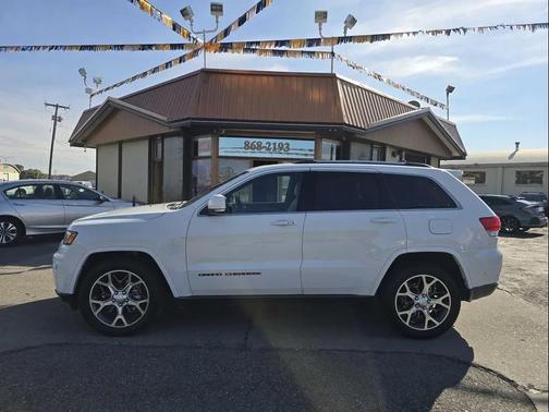 2018 Jeep Grand Cherokee Sterling Edition