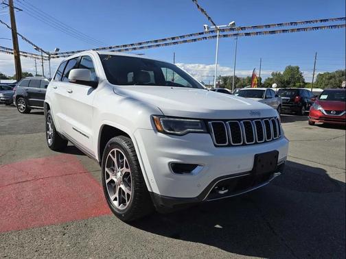 2018 Jeep Grand Cherokee Sterling Edition