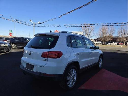 2016 Volkswagen Tiguan SE