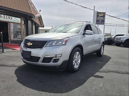 Silver Ice Metallic 2014 Chevrolet Traverse 1LT