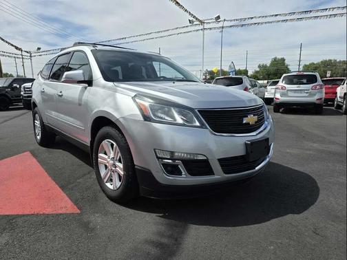 Silver Ice Metallic 2014 Chevrolet Traverse 1LT