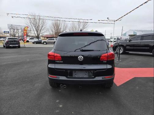 2017 Volkswagen Tiguan 2.0T Wolfsburg Edition