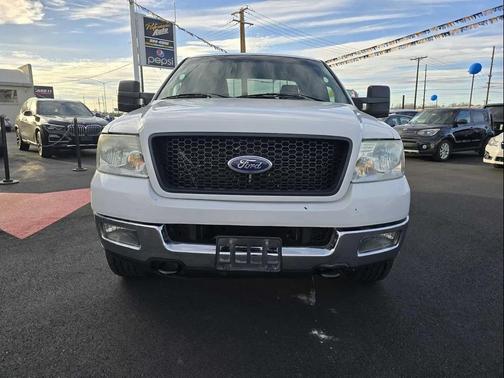 2005 Ford F-150 XLT SuperCrew