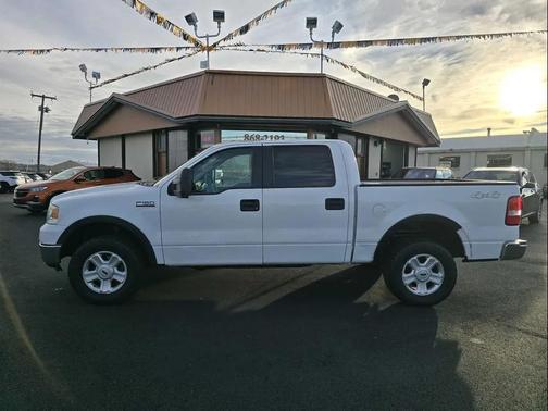 2005 Ford F-150 XLT SuperCrew