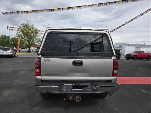 Gray 2003 Chevrolet Silverado 2500 LS H/D Crew Cab