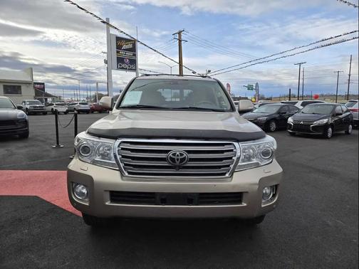2014 Toyota Land Cruiser Base