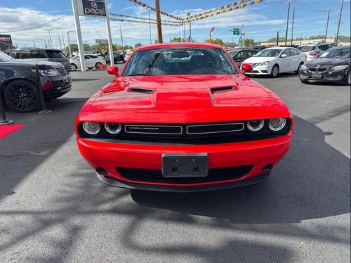 2015 Dodge Challenger SXT