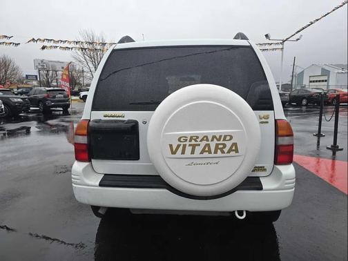 2000 Suzuki Grand Vitara JLX