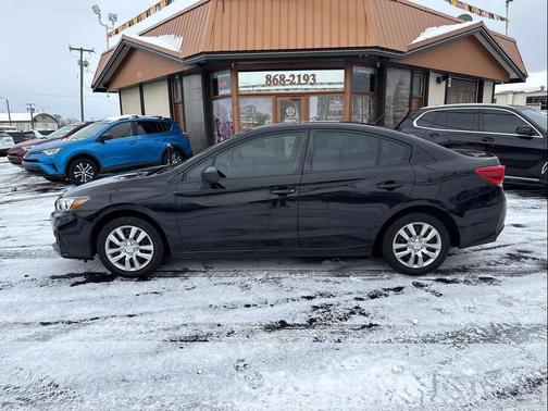 2017 Subaru Impreza 2.0i