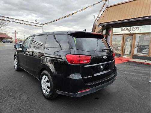 2019 Kia Sedona LX