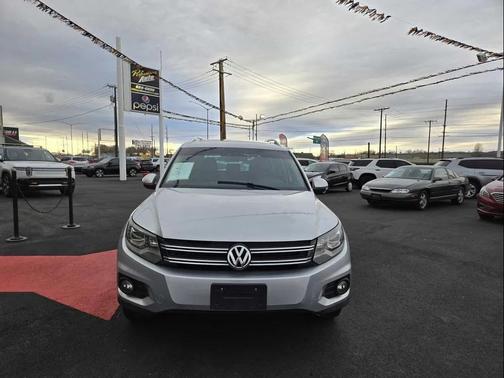 2016 Volkswagen Tiguan SE