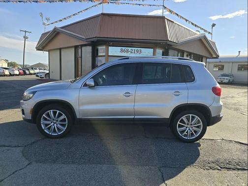 2016 Volkswagen Tiguan SE