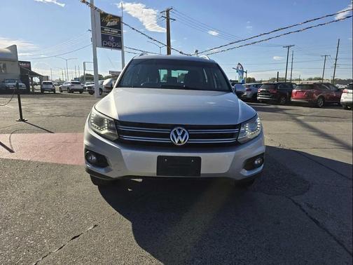 2016 Volkswagen Tiguan SE