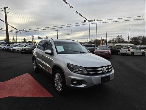 2016 Volkswagen Tiguan SE