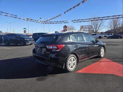 2018 Subaru Impreza 2.0i Premium