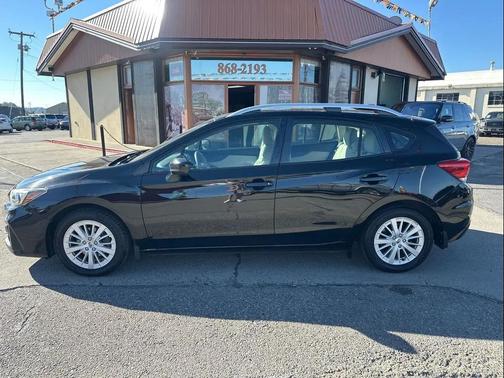 2018 Subaru Impreza 2.0i Premium