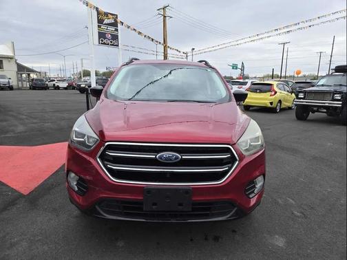 Ruby Red Metallic Tinted Clearcoat 2018 Ford Escape SE