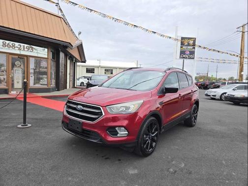 Ruby Red Metallic Tinted Clearcoat 2018 Ford Escape SE