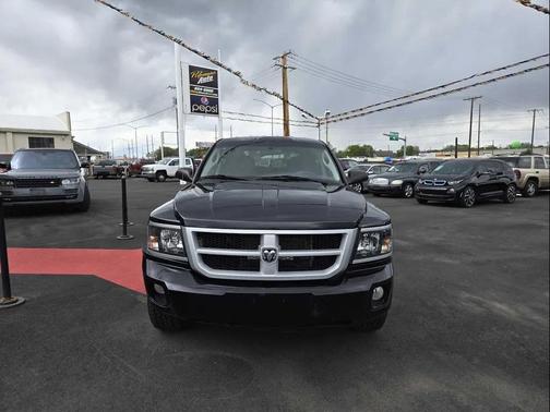 Brilliant Black Crystal Pearlcoat 2011 Dodge Dakota Big Horn/Lone Star