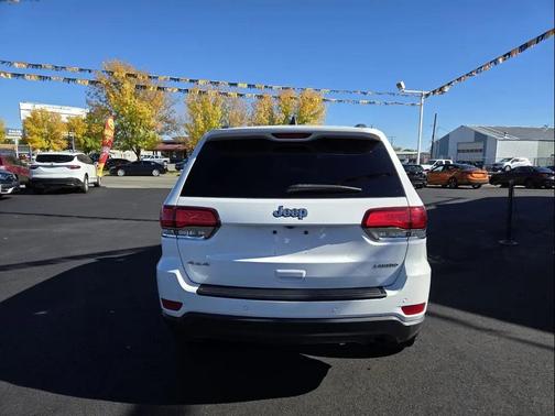 2020 Jeep Grand Cherokee Laredo