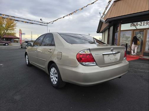 2006 Toyota Camry LE