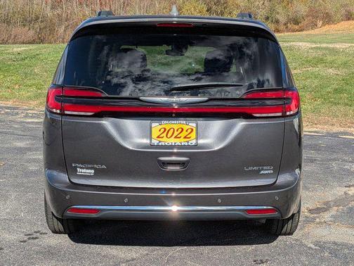 2022 Chrysler Pacifica Limited