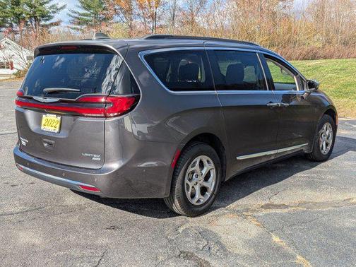 2022 Chrysler Pacifica Limited
