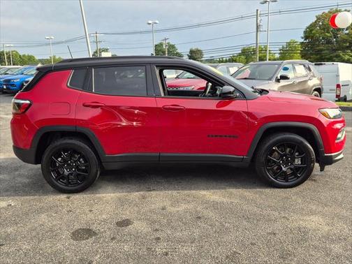 Redline Pearlcoat 2023 Jeep Compass Altitude 4x4