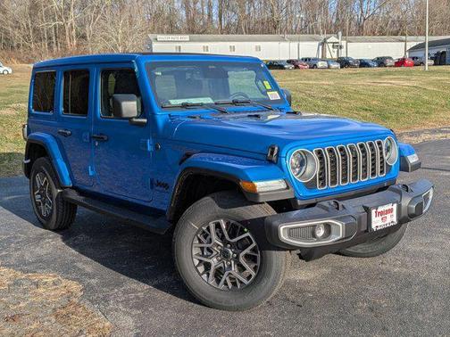 2026 Jeep Wrangler 4-Door Sahara 4x4