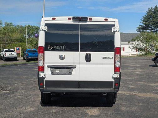 2023 RAM ProMaster 2500 Base