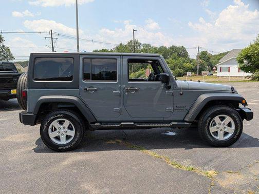 2014 Jeep Wrangler Unlimited Sport