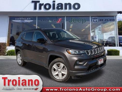 Granite Crystal Clearcoat Metallic 2022 Jeep Compass Latitude
