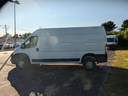 2024 RAM ProMaster 2500 Tradesman