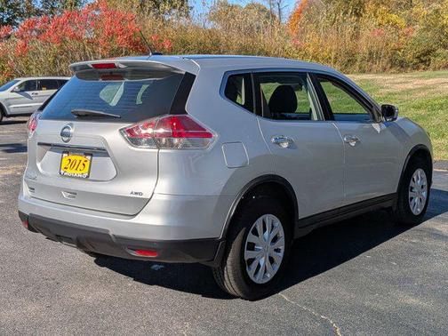 2015 Nissan Rogue S