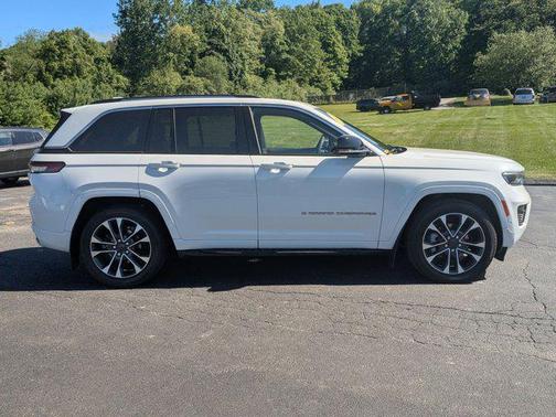 2023 Jeep Grand Cherokee Overland