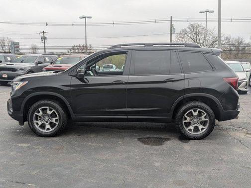 2022 Honda Passport AWD TrailSport