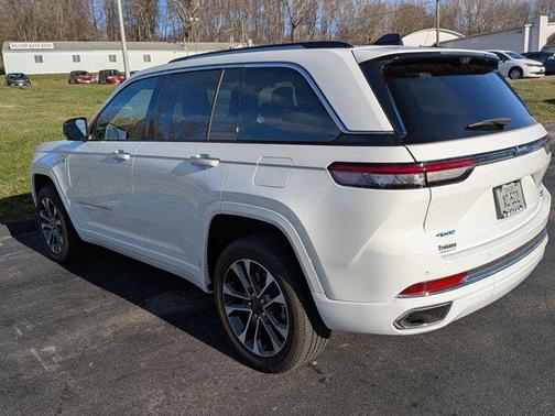 2023 Jeep Grand Cherokee 4xe Overland