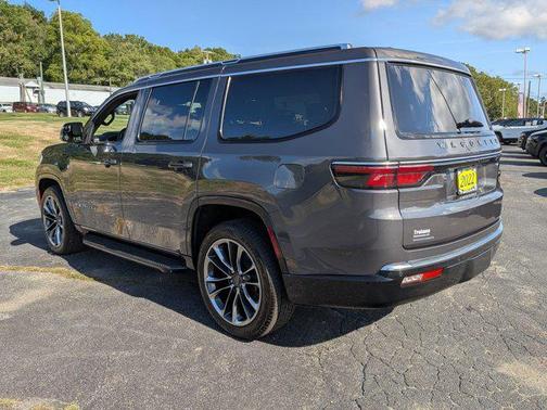 2022 Jeep Wagoneer Series II 4x4