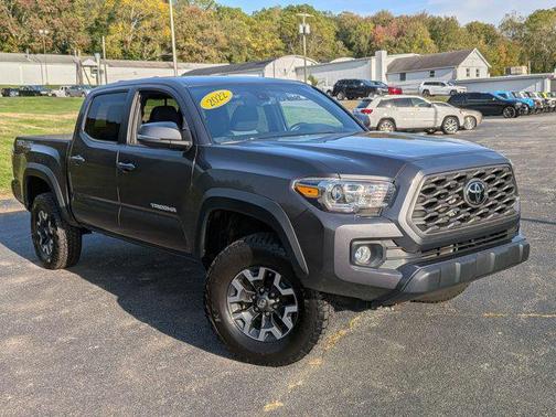 2022 Toyota Tacoma SR