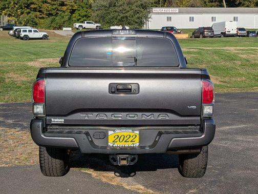 2022 Toyota Tacoma SR