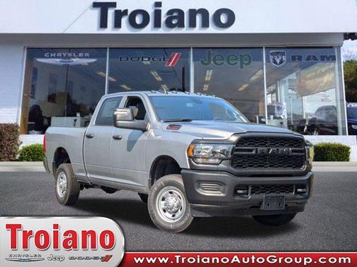 2024 RAM 2500 Tradesman Crew Cab 4x4 6'4' Box