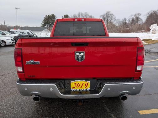 Flame Red Clearcoat 2018 RAM 1500 Big Horn