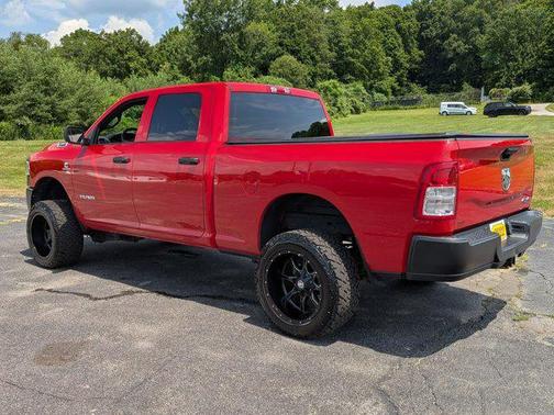 2022 RAM 2500 Tradesman Crew Cab 4x4 6'4' Box